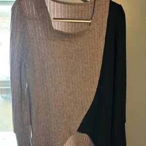 Two-Tone Ribbed Knit Sweater - light purple & Black